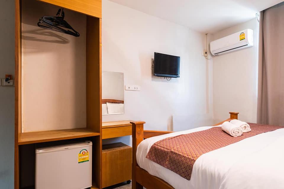 Go Inn Khaosan Road Бангкок Экстерьер фото